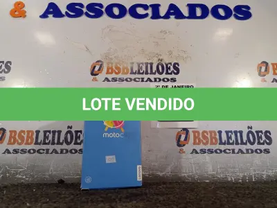LOTE 399 - 01 CELULAR MOTOC MODELO:XT1750 8GB MARCA LENOVO. (NO ESTADO) ATENÇÃO! FAZER A VISITAÇÃO ANTES DE ARREMATAR, NÃO SABEMOS SE FUNCIONA. LEILÃO NÃO TEM GARANTIA E NEM DEVOLUÇÃO, SUJEITO A POSSÍVEIS AVARIAS VISÍVEIS/OCULTAS E/OU AUSÊNCIA DE COMPONENTES.