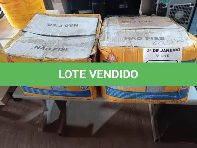 LOTE 293 - 02 CAIXAS DE REVESTIMENTO IMPERMEABILIZANTE SEMI-FLEXIVEL SIKA TOP 100 18KG. (NO ESTADO) ATENÇÃO! FAZER A VISITAÇÃO ANTES DE ARREMATAR, NÃO SABEMOS SE FUNCIONA. LEILÃO NÃO TEM GARANTIA E NEM DEVOLUÇÃO, SUJEITO A POSSÍVEIS AVARIAS VISÍVEIS/OCULTAS E/OU AUSÊNCIA DE COMPONENTES.
