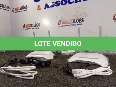 LOTE 368 - 02 ROTEADORES TP-LINK COM CABO E FONTE. (NO ESTADO) ATENÇÃO! FAZER A VISITAÇÃO ANTES DE ARREMATAR, NÃO SABEMOS SE FUNCIONA. LEILÃO NÃO TEM GARANTIA E NEM DEVOLUÇÃO, SUJEITO A POSSÍVEIS AVARIAS VISÍVEIS/OCULTAS E/OU AUSÊNCIA DE COMPONENTES.