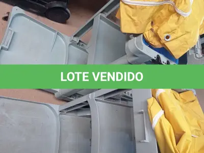 LOTE 297 - 02 CARRINHOS PARA LIMPEZA INDUSTRIAL INCOMPLETO. (NO ESTADO) ATENÇÃO! FAZER A VISITAÇÃO ANTES DE ARREMATAR, NÃO SABEMOS SE FUNCIONA. LEILÃO NÃO TEM GARANTIA E NEM DEVOLUÇÃO, SUJEITO A POSSÍVEIS AVARIAS VISÍVEIS/OCULTAS E/OU AUSÊNCIA DE COMPONENTES.