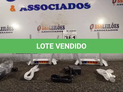 LOTE 381 - 02 ROTEADORES TP-LINK COM CABO E FONTE. (NO ESTADO) ATENÇÃO! FAZER A VISITAÇÃO ANTES DE ARREMATAR, NÃO SABEMOS SE FUNCIONA. LEILÃO NÃO TEM GARANTIA E NEM DEVOLUÇÃO, SUJEITO A POSSÍVEIS AVARIAS VISÍVEIS/OCULTAS E/OU AUSÊNCIA DE COMPONENTES.