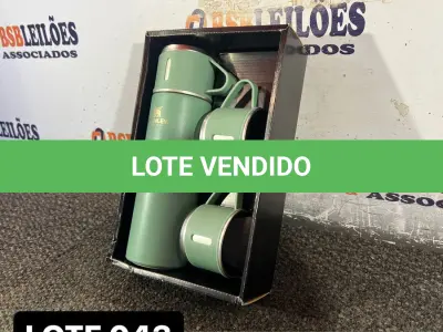 LOTE 043 - 01 KIT GARRAFA TÉRMICA COM 3 XICARAS ( NOVO ) ( NO ESTADO )
