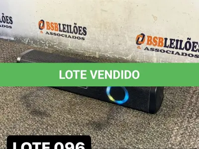 LOTE 096 - 01 CAIXA DE SOM BLUETOOTH TAMANHO G ( NOVO ) ( NO ESTADO )