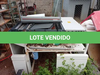 LOTE 552 - 01 SUCATA DE MAQUINÁRIO GRÁFICO. (NO ESTADO, LEILÃO NÃO TEM GARANTIA E NEM DEVOLUÇÃO, SUJEITO A POSSÍVEIS AVARIAS VISÍVEIS/OCULTAS E/OU AUSÊNCIA DE COMPONENTES).