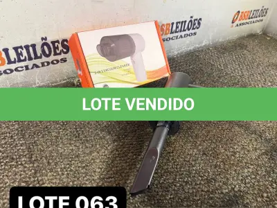 LOTE 063 - 01 ASPIRADOR PORTATIL PARA CARRO ( NOVO ) ( NO ESTADO )