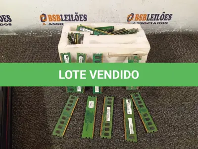 LOTE 022 - 01 LOTE COM VÁRIAS MEMORIAS PARA PC E NOTEBOOK MARCAS E MODELOS DIVERSOS. (NO ESTADO) ATENÇÃO! FAZER A VISITAÇÃO ANTES DE ARREMATAR, NÃO SABEMOS SE FUNCIONA. LEILÃO NÃO TEM GARANTIA E NEM DEVOLUÇÃO, SUJEITO A POSSÍVEIS AVARIAS VISÍVEIS/OCULTAS E/OU AUSÊNCIA DE COMPONENTES.