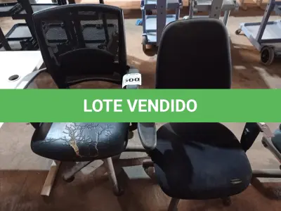 LOTE 500 - 02 CADEIRAS PARA ESCRITÓRIO. (NO ESTADO) ATENÇÃO! FAZER A VISITAÇÃO ANTES DE ARREMATAR, NÃO SABEMOS SE FUNCIONA. LEILÃO NÃO TEM GARANTIA E NEM DEVOLUÇÃO, SUJEITO A POSSÍVEIS AVARIAS VISÍVEIS/OCULTAS E/OU AUSÊNCIA DE COMPONENTES.