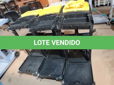 LOTE 496 - 03 CARRINHOS PARA LIMPEZA INDUSTRIAL INCOMPLETO. (NO ESTADO) ATENÇÃO! FAZER A VISITAÇÃO ANTES DE ARREMATAR, NÃO SABEMOS SE FUNCIONA. LEILÃO NÃO TEM GARANTIA E NEM DEVOLUÇÃO, SUJEITO A POSSÍVEIS AVARIAS VISÍVEIS/OCULTAS E/OU AUSÊNCIA DE COMPONENTES.