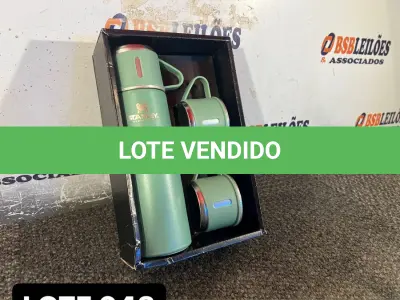 LOTE 043 - 01 KIT GARRAFA TÉRMICA COM 3 XICARAS ( NOVO ) ( NO ESTADO )