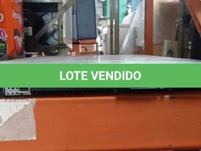 LOTE 080 - 01 SERVIDOR DE GAVETA. (NO ESTADO) ATENÇÃO! FAZER A VISITAÇÃO ANTES DE ARREMATAR, NÃO SABEMOS SE FUNCIONA. LEILÃO NÃO TEM GARANTIA E NEM DEVOLUÇÃO, SUJEITO A POSSÍVEIS AVARIAS VISÍVEIS/OCULTAS E/OU AUSÊNCIA DE COMPONENTES.