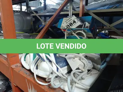 LOTE 084 - 01 LOTE COM VÁRIOS FERROS DE PASSAR ROUPAS MARCAS E MODELOS DIVERSOS. (NO ESTADO) ATENÇÃO! FAZER A VISITAÇÃO ANTES DE ARREMATAR, NÃO SABEMOS SE FUNCIONA. LEILÃO NÃO TEM GARANTIA E NEM DEVOLUÇÃO, SUJEITO A POSSÍVEIS AVARIAS VISÍVEIS/OCULTAS E/OU AUSÊNCIA DE COMPONENTES.