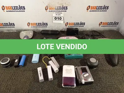 LOTE 010 - 01 LOTE COM ELETRÔNICOS DIVERSOS. (NO ESTADO) ATENÇÃO! FAZER A VISITAÇÃO ANTES DE ARREMATAR, NÃO SABEMOS SE FUNCIONA. LEILÃO NÃO TEM GARANTIA E NEM DEVOLUÇÃO, SUJEITO A POSSÍVEIS AVARIAS VISÍVEIS/OCULTAS E/OU AUSÊNCIA DE COMPONENTES.