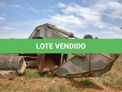 LOTE 569 - 01 ESCAVADEIRA DE ESTEIRA FIATALLIS FH220, ANO 99, FALTA MOTOR DIESEL E A REDUÇÃO DO MOTOR DO GIRO. (NO ESTADO) (ERA DO EXÉRCITO, MÁQUINA POUCO TRABALHADA) (RETIRADA EM GOIÂNIA)(AGENDAR VISTORIA EM GOIÂNIA¨. 61-98153-0503 JÚNIOR)