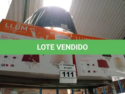 LOTE 111 - 02 LUMINÁRIAS PENDENTE SÃO PAULO. (NO ESTADO) ATENÇÃO! FAZER A VISITAÇÃO ANTES DE ARREMATAR, NÃO SABEMOS SE FUNCIONA. LEILÃO NÃO TEM GARANTIA E NEM DEVOLUÇÃO, SUJEITO A POSSÍVEIS AVARIAS VISÍVEIS/OCULTAS E/OU AUSÊNCIA DE COMPONENTES.