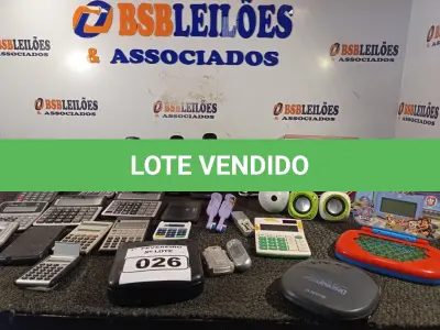LOTE 026 - 01 LOTE COM ELETRÔNICOS DIVERSOS. (NO ESTADO) ATENÇÃO! FAZER A VISITAÇÃO ANTES DE ARREMATAR, NÃO SABEMOS SE FUNCIONA. LEILÃO NÃO TEM GARANTIA E NEM DEVOLUÇÃO, SUJEITO A POSSÍVEIS AVARIAS VISÍVEIS/OCULTAS E/OU AUSÊNCIA DE COMPONENTES.