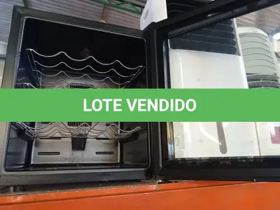 LOTE 090 - 01 ADEGA MARCA DYNASTY. (NO ESTADO) ATENÇÃO! FAZER A VISITAÇÃO ANTES DE ARREMATAR, NÃO SABEMOS SE FUNCIONA. LEILÃO NÃO TEM GARANTIA E NEM DEVOLUÇÃO, SUJEITO A POSSÍVEIS AVARIAS VISÍVEIS/OCULTAS E/OU AUSÊNCIA DE COMPONENTES.