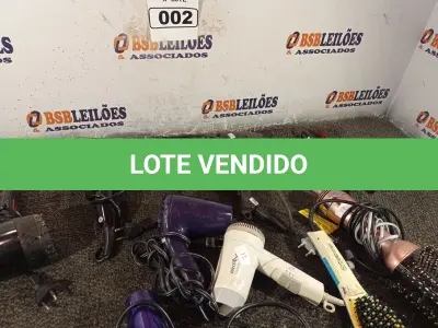 LOTE 002 - 01 LOTE COM VÁRIOS SECADORES DE CABELO E CHAPINHA MARCAS E MODELOS DIVERSOS. (NO ESTADO) ATENÇÃO! FAZER A VISITAÇÃO ANTES DE ARREMATAR, NÃO SABEMOS SE FUNCIONA. LEILÃO NÃO TEM GARANTIA E NEM DEVOLUÇÃO, SUJEITO A POSSÍVEIS AVARIAS VISÍVEIS/OCULTAS E/OU AUSÊNCIA DE COMPONENTES.