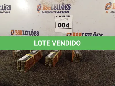 LOTE 004 - 01 LOTE COM VÁRIAS MEMORIAS PARA PC MARCAS E MODELOS DIVERSOS. (NO ESTADO) ATENÇÃO! FAZER A VISITAÇÃO ANTES DE ARREMATAR, NÃO SABEMOS SE FUNCIONA. LEILÃO NÃO TEM GARANTIA E NEM DEVOLUÇÃO, SUJEITO A POSSÍVEIS AVARIAS VISÍVEIS/OCULTAS E/OU AUSÊNCIA DE COMPONENTES.