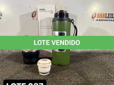 LOTE 037 - 01 GARRAFA TÉRMICA MILITAR 800ML( NOVO ) ( NO ESTADO )