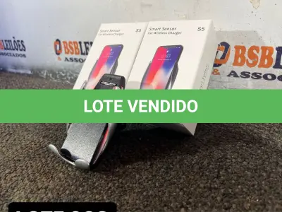 LOTE 038 - 02 SUPORTES CARREGADORES POR INDUÇÃO ( NOVO ) ( NO ESTADO )