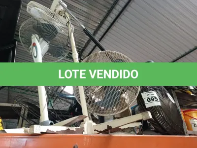 LOTE 095 - 01 LOTE COM VÁRIOS VENTILADORES MARCAS E MODELOS DIVERSOS. (NO ESTADO) ATENÇÃO! FAZER A VISITAÇÃO ANTES DE ARREMATAR, NÃO SABEMOS SE FUNCIONA. LEILÃO NÃO TEM GARANTIA E NEM DEVOLUÇÃO, SUJEITO A POSSÍVEIS AVARIAS VISÍVEIS/OCULTAS E/OU AUSÊNCIA DE COMPONENTES.