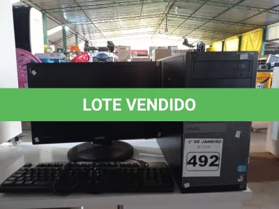 LOTE 492 - 01 CPU, 01 TECLADO E 01 MONITOR. (NO ESTADO) ATENÇÃO! FAZER A VISITAÇÃO ANTES DE ARREMATAR, NÃO SABEMOS SE FUNCIONA. LEILÃO NÃO TEM GARANTIA E NEM DEVOLUÇÃO, SUJEITO A POSSÍVEIS AVARIAS VISÍVEIS/OCULTAS E/OU AUSÊNCIA DE COMPONENTES.