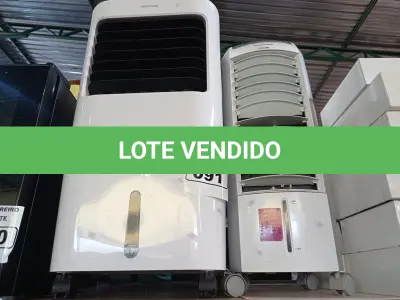 LOTE 091 - 02 CLIMATIZADORES DE AR MARCAS E MODELOS DIVERSOS. (NO ESTADO) ATENÇÃO! FAZER A VISITAÇÃO ANTES DE ARREMATAR, NÃO SABEMOS SE FUNCIONA. LEILÃO NÃO TEM GARANTIA E NEM DEVOLUÇÃO, SUJEITO A POSSÍVEIS AVARIAS VISÍVEIS/OCULTAS E/OU AUSÊNCIA DE COMPONENTES.
