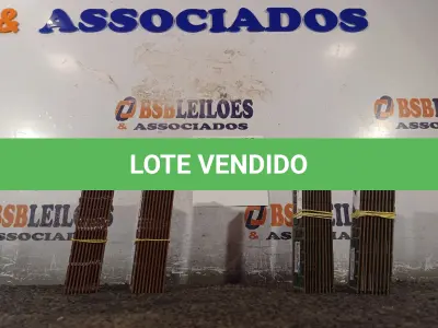 LOTE 004 - 01 LOTE COM VÁRIAS MEMORIAS PARA PC MARCAS E MODELOS DIVERSOS. (NO ESTADO) ATENÇÃO! FAZER A VISITAÇÃO ANTES DE ARREMATAR, NÃO SABEMOS SE FUNCIONA. LEILÃO NÃO TEM GARANTIA E NEM DEVOLUÇÃO, SUJEITO A POSSÍVEIS AVARIAS VISÍVEIS/OCULTAS E/OU AUSÊNCIA DE COMPONENTES.