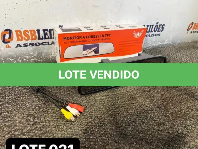 LOTE 021 - 01 RETROVISOR CÂMERA DE RÉ( NOVO ) ( NO ESTADO )