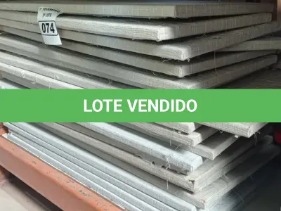 LOTE 074 - 01 LOTE COM VÁRIAS PRATELEIRAS REVESTIDAS COM TECIDO. (NO ESTADO) ATENÇÃO! FAZER A VISITAÇÃO ANTES DE ARREMATAR, NÃO SABEMOS SE FUNCIONA. LEILÃO NÃO TEM GARANTIA E NEM DEVOLUÇÃO, SUJEITO A POSSÍVEIS AVARIAS VISÍVEIS/OCULTAS E/OU AUSÊNCIA DE COMPONENTES.