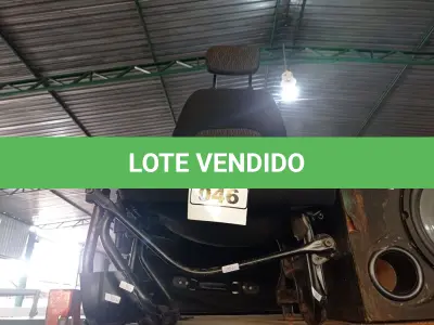 LOTE 046 - 01 BANCO DE CARRO. (NO ESTADO) ATENÇÃO! FAZER A VISITAÇÃO ANTES DE ARREMATAR, NÃO SABEMOS SE FUNCIONA. LEILÃO NÃO TEM GARANTIA E NEM DEVOLUÇÃO, SUJEITO A POSSÍVEIS AVARIAS VISÍVEIS/OCULTAS E/OU AUSÊNCIA DE COMPONENTES.