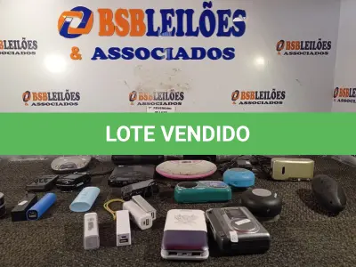LOTE 010 - 01 LOTE COM ELETRÔNICOS DIVERSOS. (NO ESTADO) ATENÇÃO! FAZER A VISITAÇÃO ANTES DE ARREMATAR, NÃO SABEMOS SE FUNCIONA. LEILÃO NÃO TEM GARANTIA E NEM DEVOLUÇÃO, SUJEITO A POSSÍVEIS AVARIAS VISÍVEIS/OCULTAS E/OU AUSÊNCIA DE COMPONENTES.