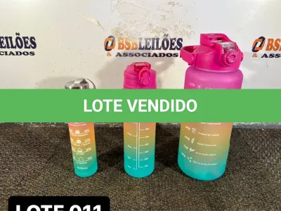 LOTE 011 - 01 KIT COM 3 GARRAFAS DE TAMANHOS DISTINTOS( NOVO ) ( NO ESTADO )