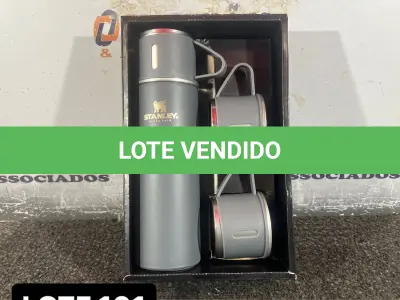 LOTE 101 - 01 KIT GARRAFA TERMICA CAMPING CINZA ( NOVO ) ( NO ESTADO )