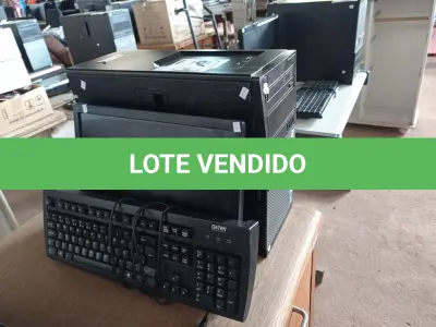 LOTE 499 - 01 CPU, 01 TECLADO E 01 MONITOR. (NO ESTADO) ATENÇÃO! FAZER A VISITAÇÃO ANTES DE ARREMATAR, NÃO SABEMOS SE FUNCIONA. LEILÃO NÃO TEM GARANTIA E NEM DEVOLUÇÃO, SUJEITO A POSSÍVEIS AVARIAS VISÍVEIS/OCULTAS E/OU AUSÊNCIA DE COMPONENTES.