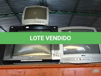 LOTE 048 - 03 TV’S DE TUBO MARCAS E MODELOS DIVERSOS. (NO ESTADO) ATENÇÃO! FAZER A VISITAÇÃO ANTES DE ARREMATAR, NÃO SABEMOS SE FUNCIONA. LEILÃO NÃO TEM GARANTIA E NEM DEVOLUÇÃO, SUJEITO A POSSÍVEIS AVARIAS VISÍVEIS/OCULTAS E/OU AUSÊNCIA DE COMPONENTES.