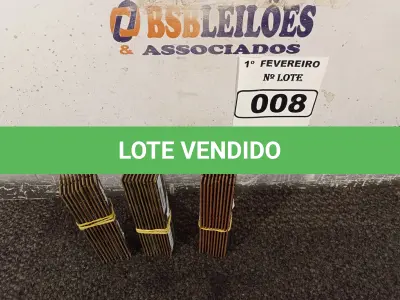 LOTE 008 - 01 LOTE COM VÁRIAS MEMORIAS PARA PC MARCAS E MODELOS DIVERSOS. (NO ESTADO) ATENÇÃO! FAZER A VISITAÇÃO ANTES DE ARREMATAR, NÃO SABEMOS SE FUNCIONA. LEILÃO NÃO TEM GARANTIA E NEM DEVOLUÇÃO, SUJEITO A POSSÍVEIS AVARIAS VISÍVEIS/OCULTAS E/OU AUSÊNCIA DE COMPONENTES.