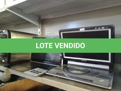 LOTE 222 - 01 NOTEBOOK E 01 DVD PORTÁTIL. (NO ESTADO) ATENÇÃO! FAZER A VISITAÇÃO ANTES DE ARREMATAR, NÃO SABEMOS SE FUNCIONA. LEILÃO NÃO TEM GARANTIA E NEM DEVOLUÇÃO, SUJEITO A POSSÍVEIS AVARIAS VISÍVEIS/OCULTAS E/OU AUSÊNCIA DE COMPONENTES.