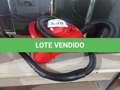 LOTE 205 - 01 ASPIRADOR DE PÓ MARCA ARNO 220V. (NO ESTADO) ATENÇÃO! FAZER A VISITAÇÃO ANTES DE ARREMATAR, NÃO SABEMOS SE FUNCIONA. LEILÃO NÃO TEM GARANTIA E NEM DEVOLUÇÃO, SUJEITO A POSSÍVEIS AVARIAS VISÍVEIS/OCULTAS E/OU AUSÊNCIA DE COMPONENTES.