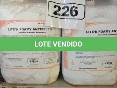 LOTE 226 - 20 LITROS DE SABONETE DE ESPUMA ANTISSÉPTICO. (NO ESTADO) ATENÇÃO! FAZER A VISITAÇÃO ANTES DE ARREMATAR, NÃO SABEMOS SE FUNCIONA. LEILÃO NÃO TEM GARANTIA E NEM DEVOLUÇÃO, SUJEITO A POSSÍVEIS AVARIAS VISÍVEIS/OCULTAS E/OU AUSÊNCIA DE COMPONENTES.