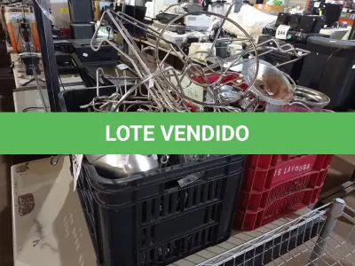 LOTE 325 - 01 LOTE COM UTENSÍLIOS DIVERSOS. (NO ESTADO) ATENÇÃO! FAZER A VISITAÇÃO ANTES DE ARREMATAR, NÃO SABEMOS SE FUNCIONA. LEILÃO NÃO TEM GARANTIA E NEM DEVOLUÇÃO, SUJEITO A POSSÍVEIS AVARIAS VISÍVEIS/OCULTAS E/OU AUSÊNCIA DE COMPONENTES.