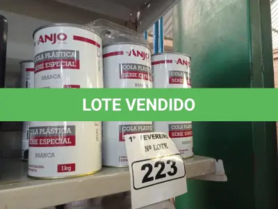 LOTE 223 - 12 LATAS DE COLA PLÁSTICA ANJO 1KG. (NO ESTADO) ATENÇÃO! FAZER A VISITAÇÃO ANTES DE ARREMATAR, NÃO SABEMOS SE FUNCIONA. LEILÃO NÃO TEM GARANTIA E NEM DEVOLUÇÃO, SUJEITO A POSSÍVEIS AVARIAS VISÍVEIS/OCULTAS E/OU AUSÊNCIA DE COMPONENTES.