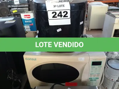 LOTE 242 - 01 FORNO ELÉTRICO, 01 MICRO-ONDAS E 01 MÁQUINA DE FAZER PÃO MARCAS E MODELOS DIVERSOS PARA RETIRADA DE PEÇAS. (NO ESTADO) ATENÇÃO! FAZER A VISITAÇÃO ANTES DE ARREMATAR, NÃO SABEMOS SE FUNCIONA. LEILÃO NÃO TEM GARANTIA E NEM DEVOLUÇÃO, SUJEITO A POSSÍVEIS AVARIAS VISÍVEIS/OCULTAS E/OU AUSÊNCIA DE COMPONENTES.