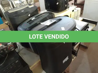 LOTE 243 - 03 FRAGMENTADORAS DE PAPEL MARCAS E MODELOS DIVERSOS. (NO ESTADO) ATENÇÃO! FAZER A VISITAÇÃO ANTES DE ARREMATAR, NÃO SABEMOS SE FUNCIONA. LEILÃO NÃO TEM GARANTIA E NEM DEVOLUÇÃO, SUJEITO A POSSÍVEIS AVARIAS VISÍVEIS/OCULTAS E/OU AUSÊNCIA DE COMPONENTES.