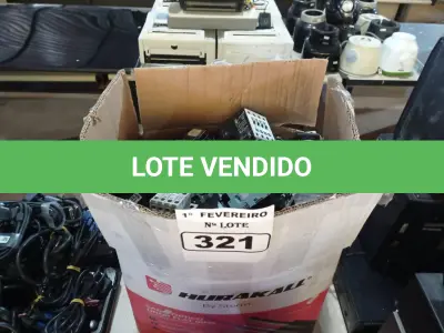 LOTE 321 - 01 LOTE COM VÁRIAS CHAVES CONTACTORES MARCAS E MODELOS DIVERSOS. (NO ESTADO) ATENÇÃO! FAZER A VISITAÇÃO ANTES DE ARREMATAR, NÃO SABEMOS SE FUNCIONA. LEILÃO NÃO TEM GARANTIA E NEM DEVOLUÇÃO, SUJEITO A POSSÍVEIS AVARIAS VISÍVEIS/OCULTAS E/OU AUSÊNCIA DE COMPONENTES.