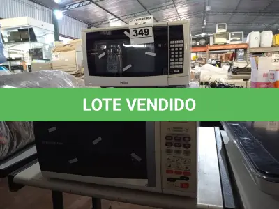 LOTE 349 - 03 MICRO-ONDAS MARCAS E MODELOS DIVERSOS PARA RETIRADA DE PEÇAS. (NO ESTADO) ATENÇÃO! FAZER A VISITAÇÃO ANTES DE ARREMATAR, NÃO SABEMOS SE FUNCIONA. LEILÃO NÃO TEM GARANTIA E NEM DEVOLUÇÃO, SUJEITO A POSSÍVEIS AVARIAS VISÍVEIS/OCULTAS E/OU AUSÊNCIA DE COMPONENTES.