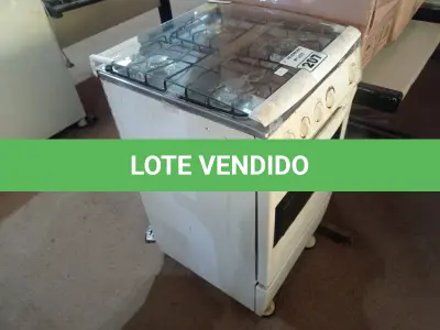 LOTE 207 - 01 FOGÃO A GÁS 04 BOCAS. (NO ESTADO) ATENÇÃO! FAZER A VISITAÇÃO ANTES DE ARREMATAR, NÃO SABEMOS SE FUNCIONA. LEILÃO NÃO TEM GARANTIA E NEM DEVOLUÇÃO, SUJEITO A POSSÍVEIS AVARIAS VISÍVEIS/OCULTAS E/OU AUSÊNCIA DE COMPONENTES.