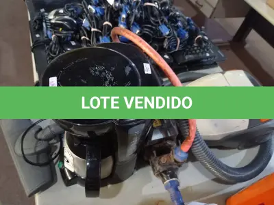 LOTE 195 - 01 ASPIRADOR DE PÓ, 01 BOMBA D’AGUA E 01 CAFETEIRA. (NO ESTADO) ATENÇÃO! FAZER A VISITAÇÃO ANTES DE ARREMATAR, NÃO SABEMOS SE FUNCIONA. LEILÃO NÃO TEM GARANTIA E NEM DEVOLUÇÃO, SUJEITO A POSSÍVEIS AVARIAS VISÍVEIS/OCULTAS E/OU AUSÊNCIA DE COMPONENTES.