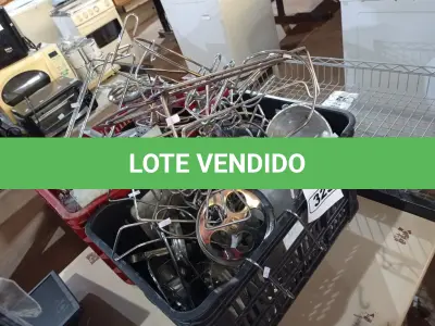 LOTE 325 - 01 LOTE COM UTENSÍLIOS DIVERSOS. (NO ESTADO) ATENÇÃO! FAZER A VISITAÇÃO ANTES DE ARREMATAR, NÃO SABEMOS SE FUNCIONA. LEILÃO NÃO TEM GARANTIA E NEM DEVOLUÇÃO, SUJEITO A POSSÍVEIS AVARIAS VISÍVEIS/OCULTAS E/OU AUSÊNCIA DE COMPONENTES.