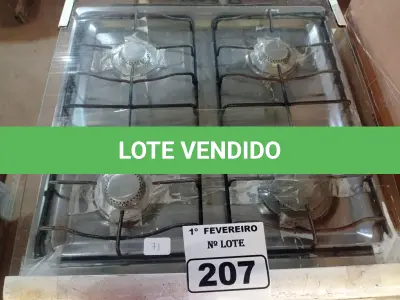 LOTE 207 - 01 FOGÃO A GÁS 04 BOCAS. (NO ESTADO) ATENÇÃO! FAZER A VISITAÇÃO ANTES DE ARREMATAR, NÃO SABEMOS SE FUNCIONA. LEILÃO NÃO TEM GARANTIA E NEM DEVOLUÇÃO, SUJEITO A POSSÍVEIS AVARIAS VISÍVEIS/OCULTAS E/OU AUSÊNCIA DE COMPONENTES.